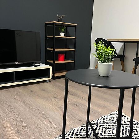 M - Square Private Rooms Skopje Bilik gambar