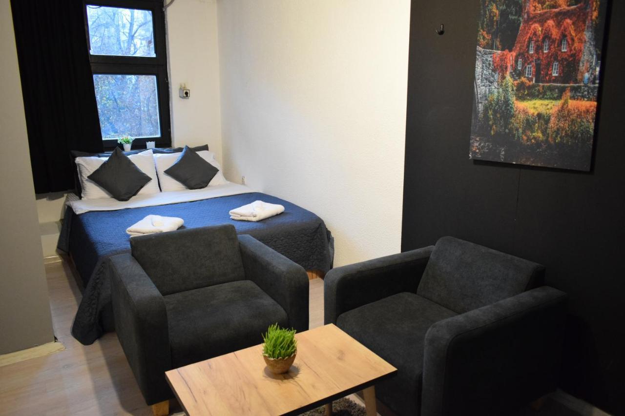 M - Square Private Rooms Skopje Luaran gambar