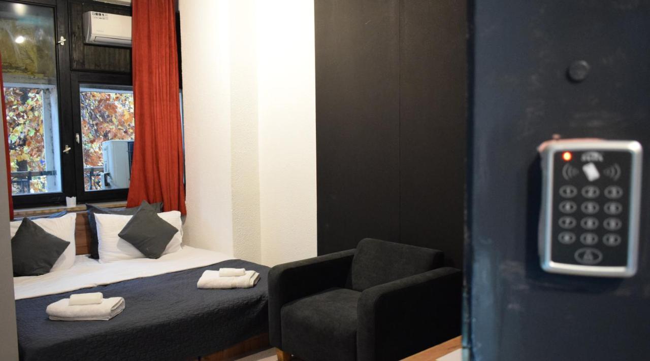 M - Square Private Rooms Skopje Luaran gambar
